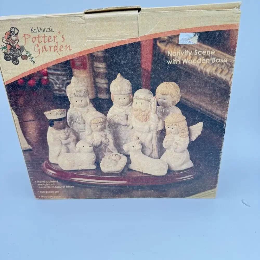 Nativity Scene Glazed Ceramic 10 Piece Set NO Wooden Base Kirklands VGC‎ Vintage